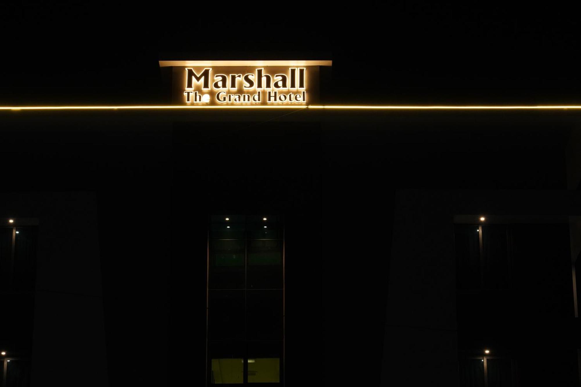 Marshall The Grand Hotel 阿穆达巴 外观 照片